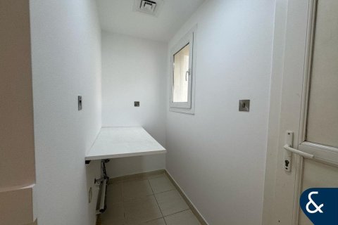 Снять в аренду виллу в Springs 14, The Springs, Дубай: 2 спальни, 164м², № 98939 - фото 8