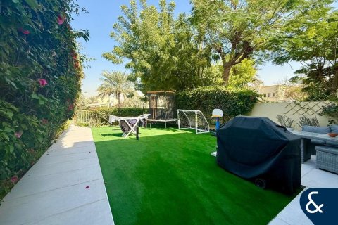 Villa in The Springs, Dubai 3 bedrooms, 255 sq.m. № 98937 - photo 10