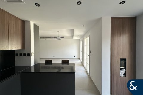 Снять в аренду виллу в Springs 11, The Springs, Дубай: 3 спальни, 228м², № 98943 - фото 6