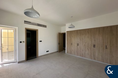 Снять в аренду виллу в Springs 11, The Springs, Дубай: 3 спальни, 228м², № 98943 - фото 8