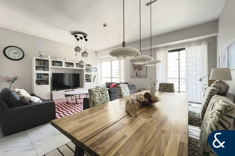 Снять в аренду квартиру в Джумейра Бич Резиденс, Дубай: 2 спальни, 131м², № 98938 - фото 10