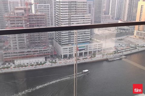 Apartment in Business Bay, Dubai 45.3 sq.m. № 67609 - photo 16