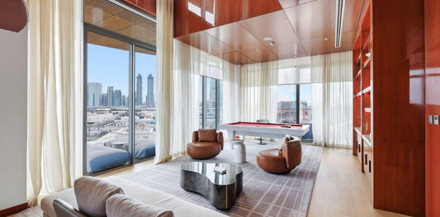 Apartamento en Jumeirah, Dubai, 6 dormitorios, 1404.51 m², № 136040
