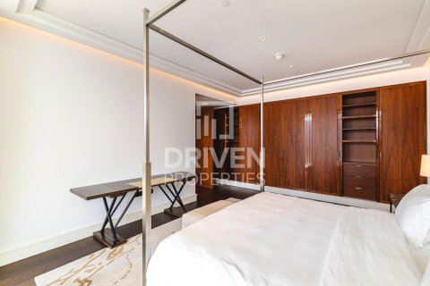 Apartment in Dorchester Collection Dubai, Business Bay, Dubai 4 bedrooms, 579.16 sq.m. № 136041 - photo 18