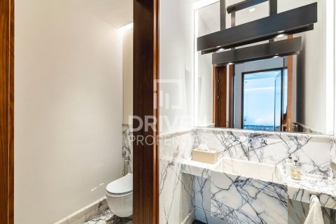 Apartment in Dorchester Collection Dubai, Business Bay, Dubai 4 bedrooms, 579.16 sq.m. № 136041 - photo 16
