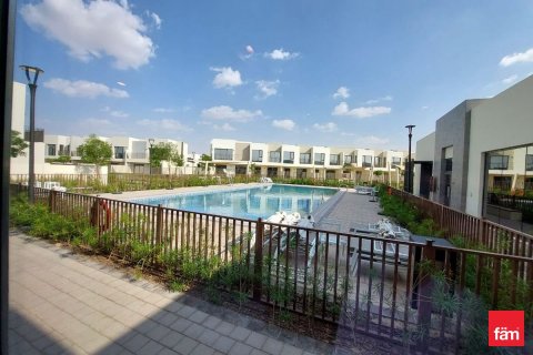 Villa in Dubai 4 bedrooms, 258.7 sq.m. № 114127 - photo 10