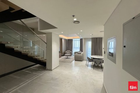 Appartement à Dubai, 2 chambres, 140.5 m², № 111770