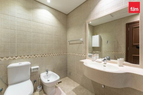Villa in Wadi Al Safa 2, Dubai 5 bedrooms, 490 sq.m. № 111688 - photo 6