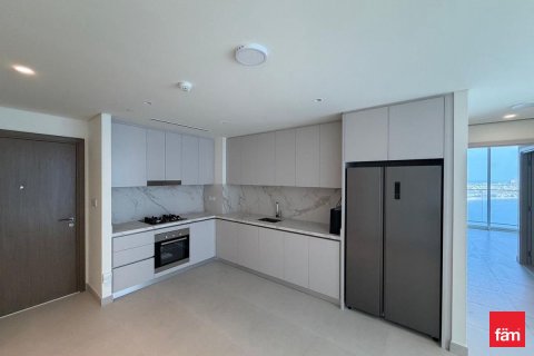 Apartment in Dubai Harbour, Dubai 2 bedrooms, 115.1 sq.m. № 111703 - photo 11