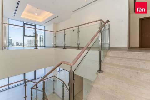 Apartment in Dubai 4 bedrooms, 466.4 sq.m. № 111700 - photo 17