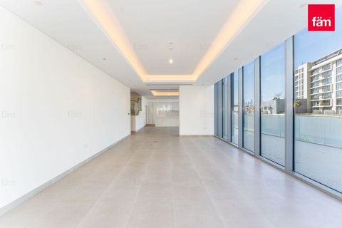 Apartment in Dubai 4 bedrooms, 466.4 sq.m. № 111700 - photo 8