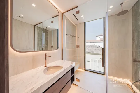 Купить виллу в Пальме Джумейре, Дубай: 6 спален, 1394м², № 61786 - фото 9