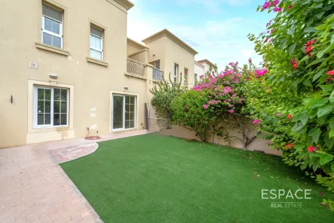 Villa à The Springs, Dubai, 2 chambres, 153 m², № 61785 - photo 1