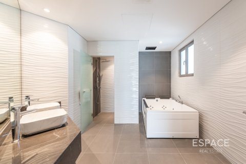 Купить виллу в Пальме Джумейре, Дубай: 4 спальни, 511м², № 61790 - фото 17