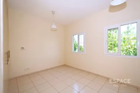 Villa en Springs 6, The Springs, Dubai, 2 dormitorios, 153 m², № 61788 - foto 8