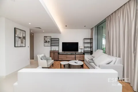 Apartment in Bluewaters, Dubai 2 bedrooms, 184 sq.m. № 61789 - photo 8