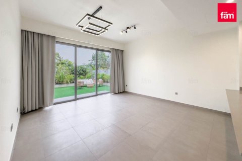 Villa in Dubai Hills Estate, Dubai 3 bedrooms, 448.7 sq.m. № 97606 - photo 2