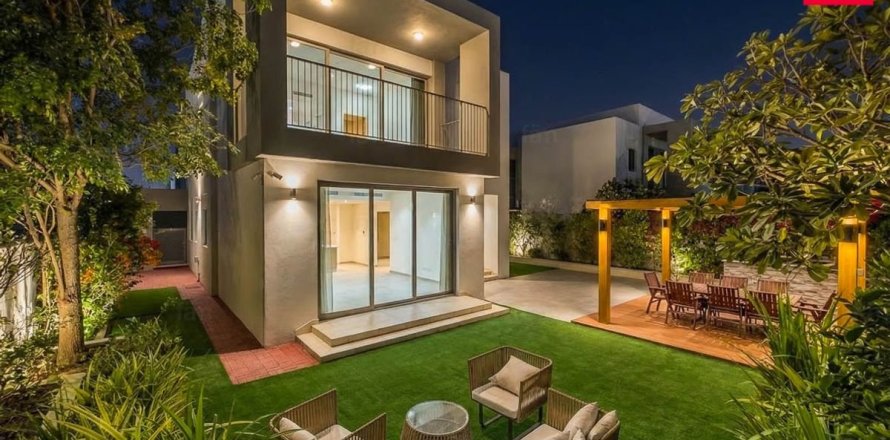 Villa in Dubai Hills Estate, Dubai 3 bedrooms, 448.7 sq.m. № 97606