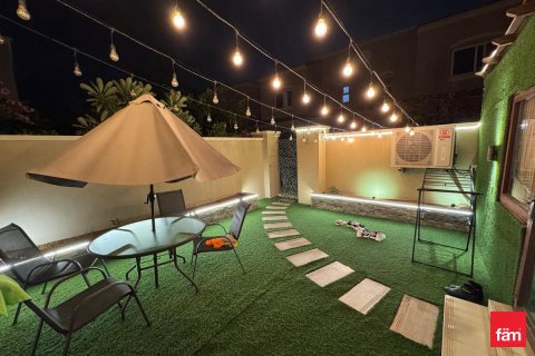 فيلا في دبي 3 غرف نوم, 186.3 م² رقم 97605 - صورة 5