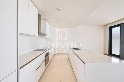 Apartment in City Walk, Dubai 3 bedrooms, 266.72 sq.m. № 127196 - photo 5
