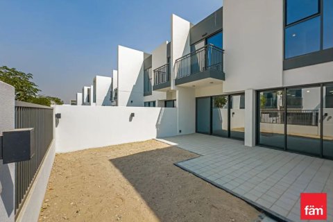 Villa in Dubai 4 bedrooms, 217.6 sq.m. № 40219 - photo 16