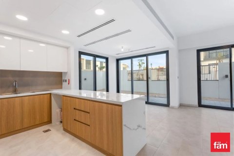 Villa in Dubai 4 bedrooms, 217.6 sq.m. № 40219 - photo 9