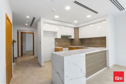 Villa in Dubai 4 bedrooms, 217.6 sq.m. № 40219 - photo 8