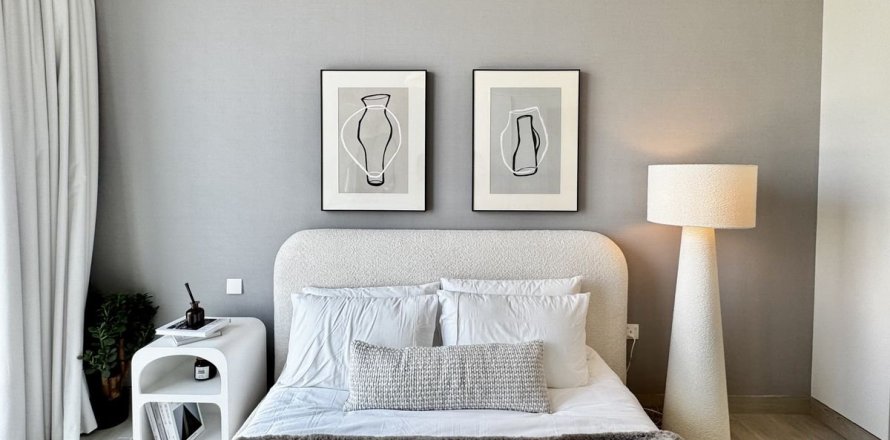 Apartment in Dubai 3 bedrooms, 120.6 sq.m. № 69572