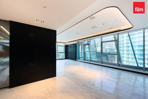 Apartment in Business Bay, Dubai 3 bedrooms, 248.1 sq.m. № 69575 - photo 3