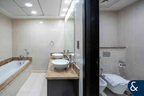 Apartment in Kingdom of Sheba, Palm Jumeirah, Dubai 3 bedrooms, 226 sq.m. № 91346 - photo 20