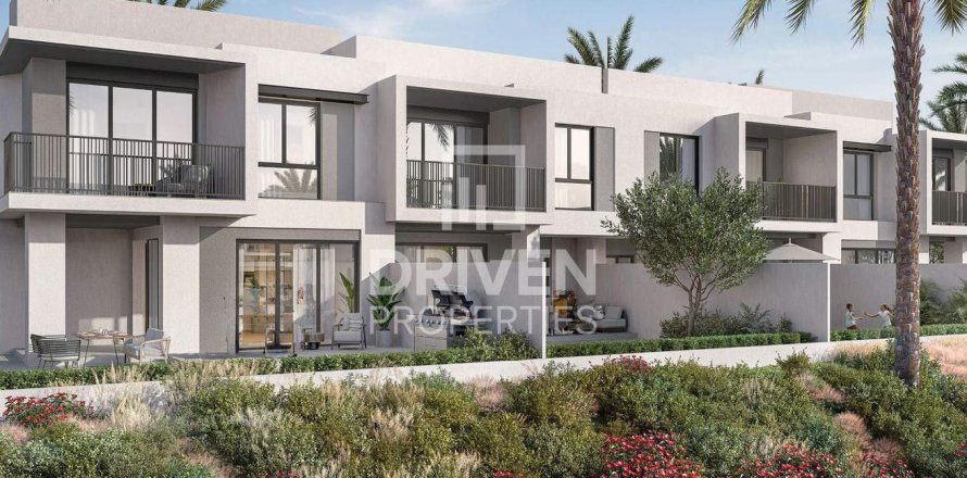 Townhouse in Jebel Ali, Dubai 3 bedrooms, 267.84 sq.m. № 127097