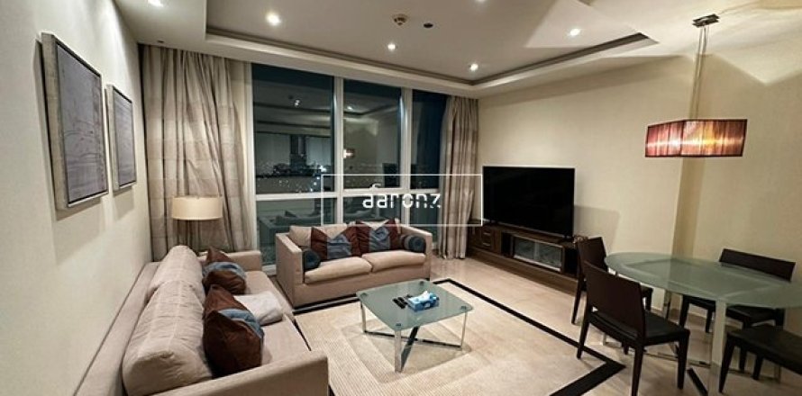 Квартира в Джумейра Лейк Тауэрс, Дубай, 1 спальня, 69.7м², № 11862