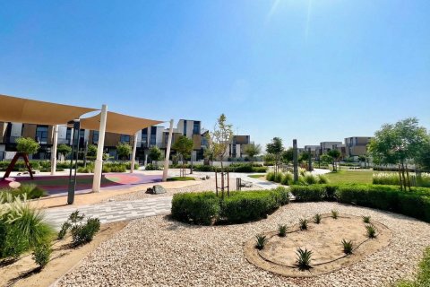 Adosado en Mudon, Dubai, 4 dormitorios, 277 m², № 97042 - foto 10