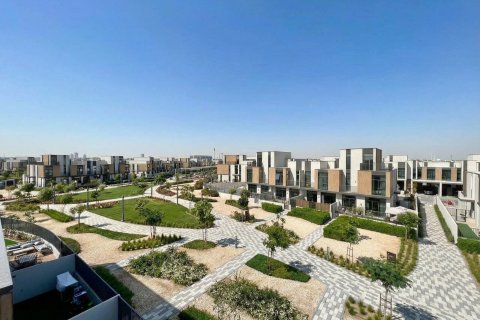 Adosado en Mudon, Dubai, 4 dormitorios, 277 m², № 97042 - foto 9