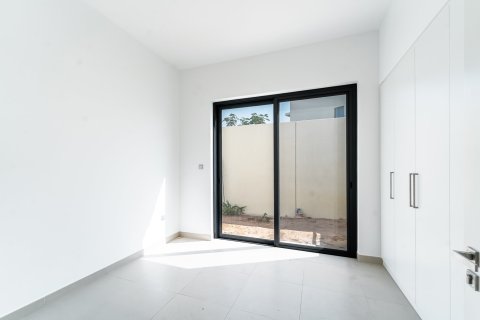 Townhouse in Dubai 4 bedrooms, 205 sq.m. № 97043 - photo 9