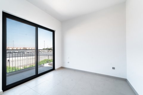 Townhouse in Dubai 4 bedrooms, 205 sq.m. № 97043 - photo 11