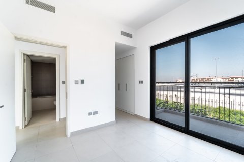 Townhouse in Dubai 4 bedrooms, 205 sq.m. № 97043 - photo 10