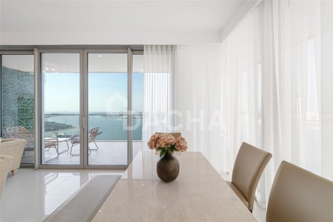 Apartment in Dubai Harbour, Dubai 3 bedrooms, 166.8 sq.m. № 6728 - photo 6