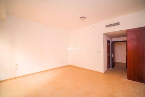 Apartment in Jumeirah Beach Residence, Dubai 1 bedroom, 111.3 sq.m. № 49198 - photo 5