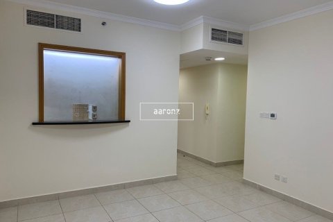 Appartement à Jumeirah Lake Towers, Dubai, 2 chambres, 88.3 m², № 49199 - photo 2