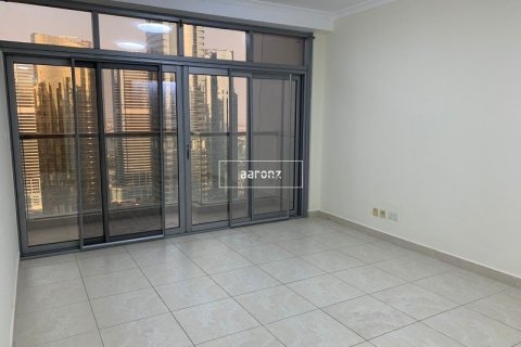Apartamento en Jumeirah Lake Towers, Dubai, 2 dormitorios, 88.3 m², № 49199 - foto 8