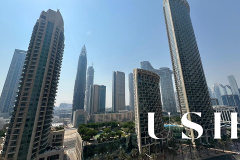 Apartment in Standpoint Towers, Downtown Dubai (Downtown Burj Dubai), Dubai 1 bedroom, 7401 sq.m. № 39737 - photo 1