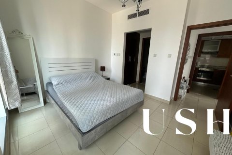 Apartment in Standpoint Towers, Downtown Dubai (Downtown Burj Dubai), Dubai 1 bedroom, 7401 sq.m. № 39737 - photo 9
