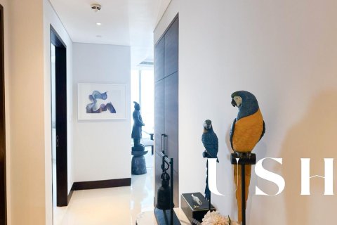 Apartment in The Address Sky View Towers, Downtown Dubai (Downtown Burj Dubai), Dubai 4 bedrooms, 236 sq.m. № 39738 - photo 12
