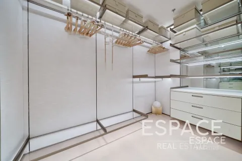 Apartment in Dubai Marina, Dubai 3 bedrooms, 230 sq.m. № 61465 - photo 8