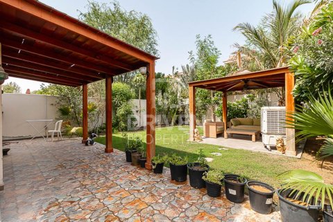 Снять в аренду виллу в Al Reem, Арабиан Ранчес, Дубай: 3 спальни, 341м², № 20235 - фото 21