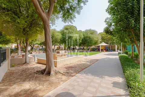 Снять в аренду виллу в Al Reem, Арабиан Ранчес, Дубай: 3 спальни, 341м², № 20235 - фото 18
