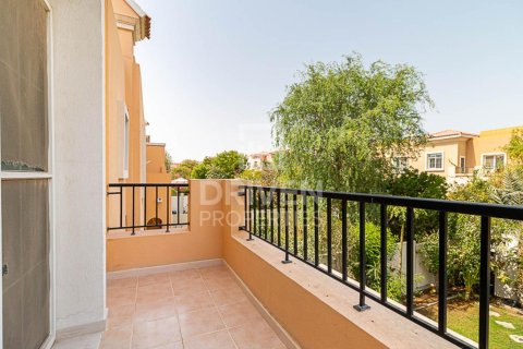 Снять в аренду виллу в Al Reem, Арабиан Ранчес, Дубай: 3 спальни, 341м², № 20235 - фото 2