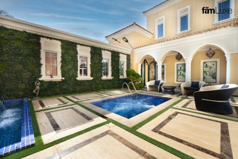 Villa à Dubai, 6 chambres, 2193.7 m², № 72246 - photo 9