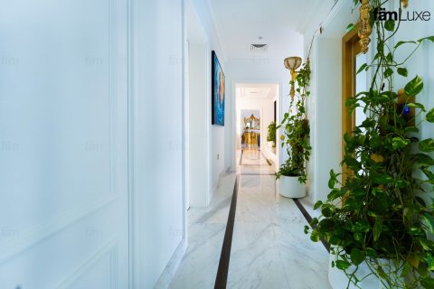 Villa à Dubai, 6 chambres, 2193.7 m², № 72246 - photo 24